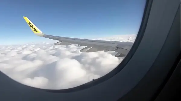 Amateur Babe Sucks Cock Publicly on Airplane